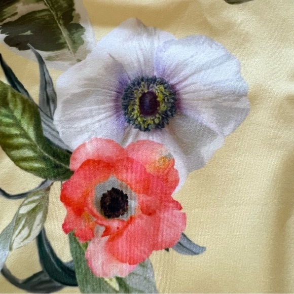 H & M Yellow Floral Deep V Neck With Ruffle Trim One Piece Swimsuit Women's 10 - Picture 7 of 12